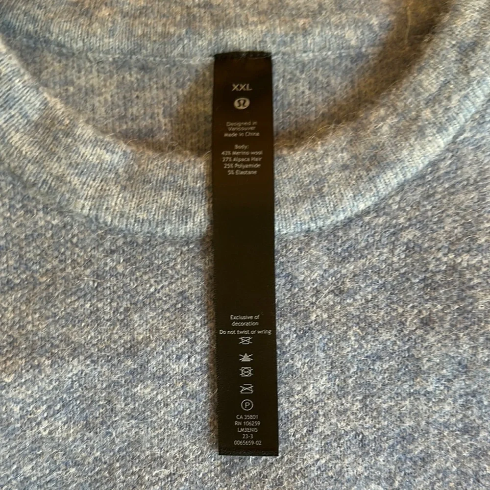 Lululemon Alpaca Wool Blend Blue Sweater for Men - Picture 2 of 3